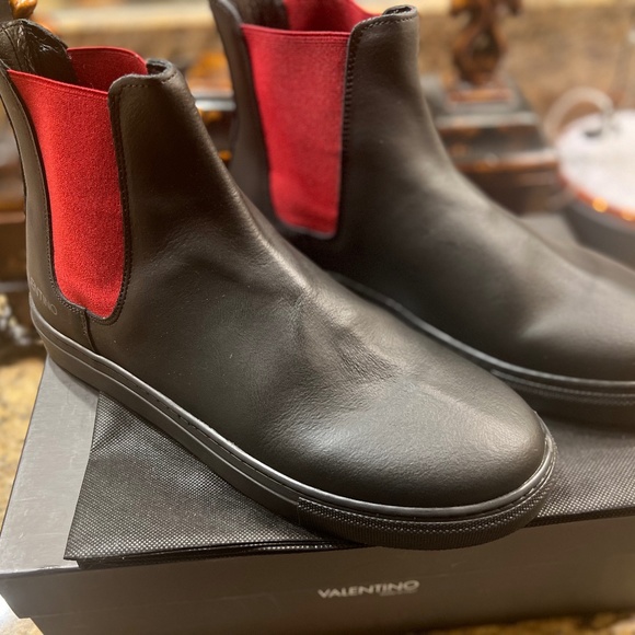 Men\'s Valentino Tony Chelsea Boot main image 4